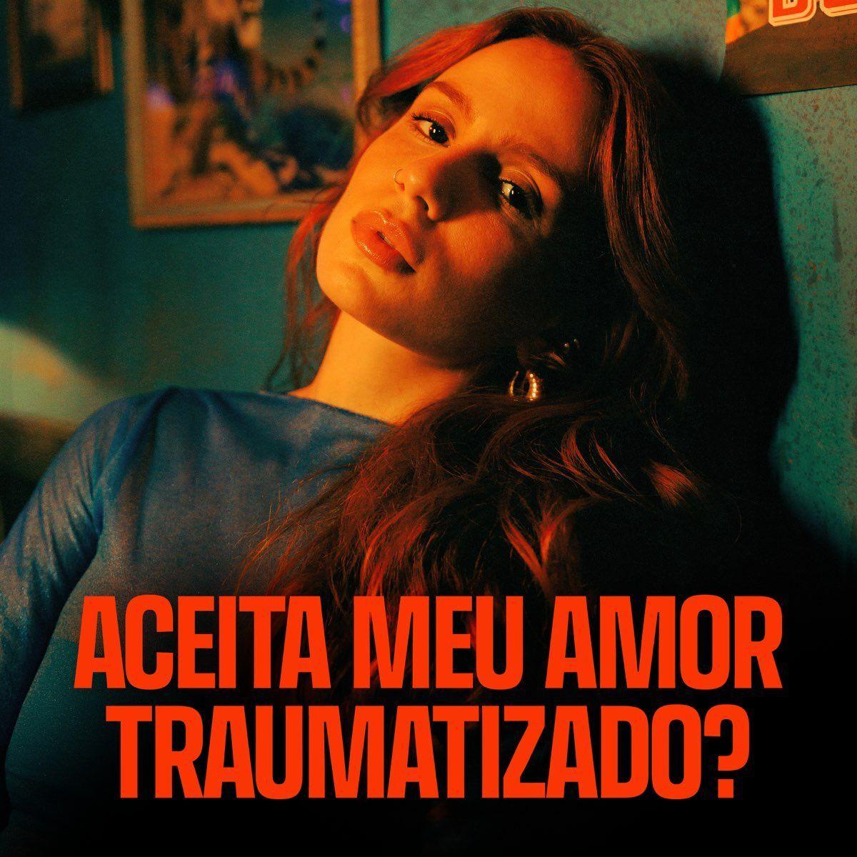 Portada de Álbum "Aceita meu amor traumatizado?", de Carol Biazin