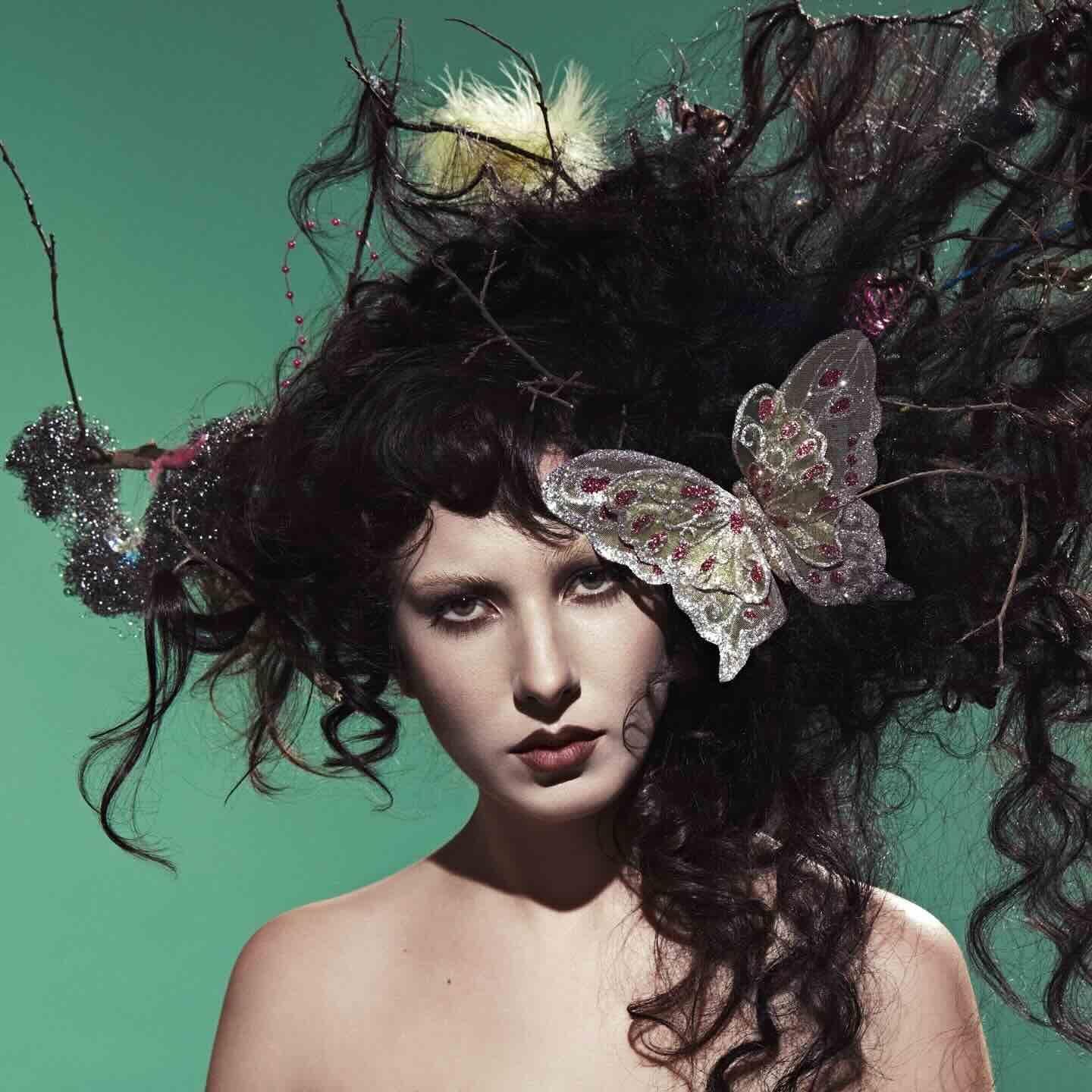 Album cover of "Sentimental Palace" by YMA