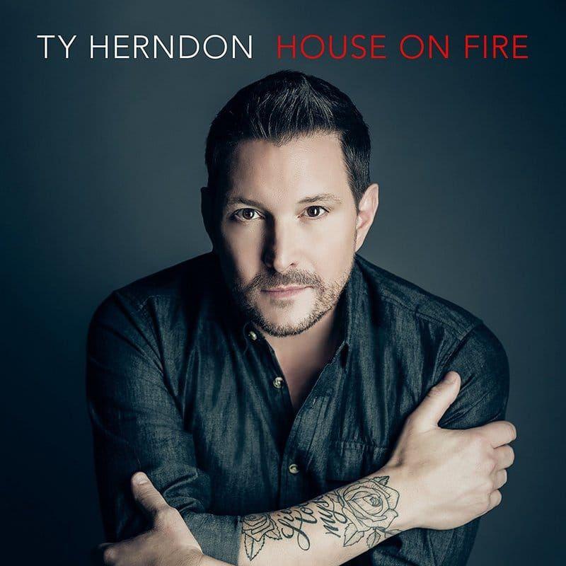 Portada de Álbum "House On Fire", de Ty Herndon