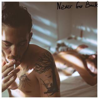 Portada del álbum "Never Go Back", de Dennis Lloyd