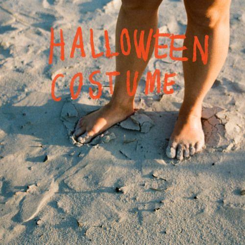 Capa do álbum "Halloween Costume", de Sarah Klang