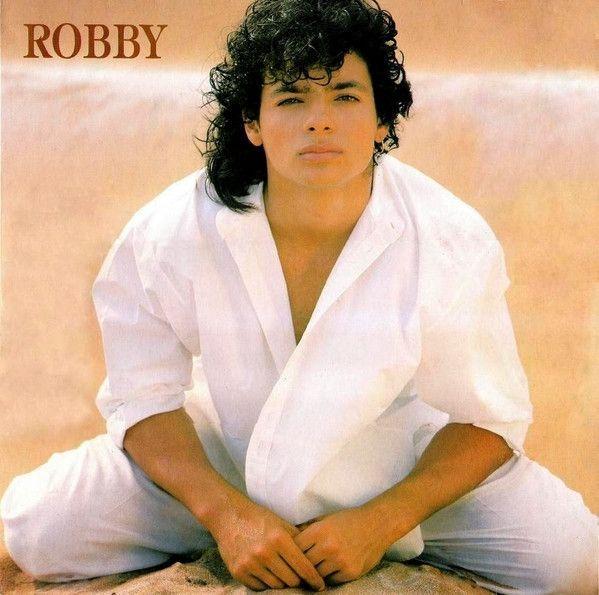 Portada de Álbum "Robby", de Draco Rosa