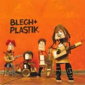 Album cover of "Blech + Plastik" by Dota Und Die Stadtpiraten