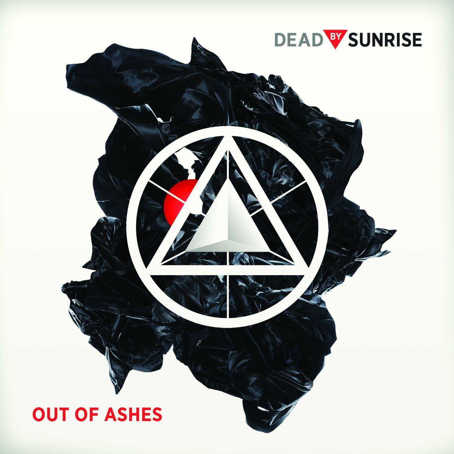 Portada de Álbum "Out Of Ashes", de Dead By Sunrise