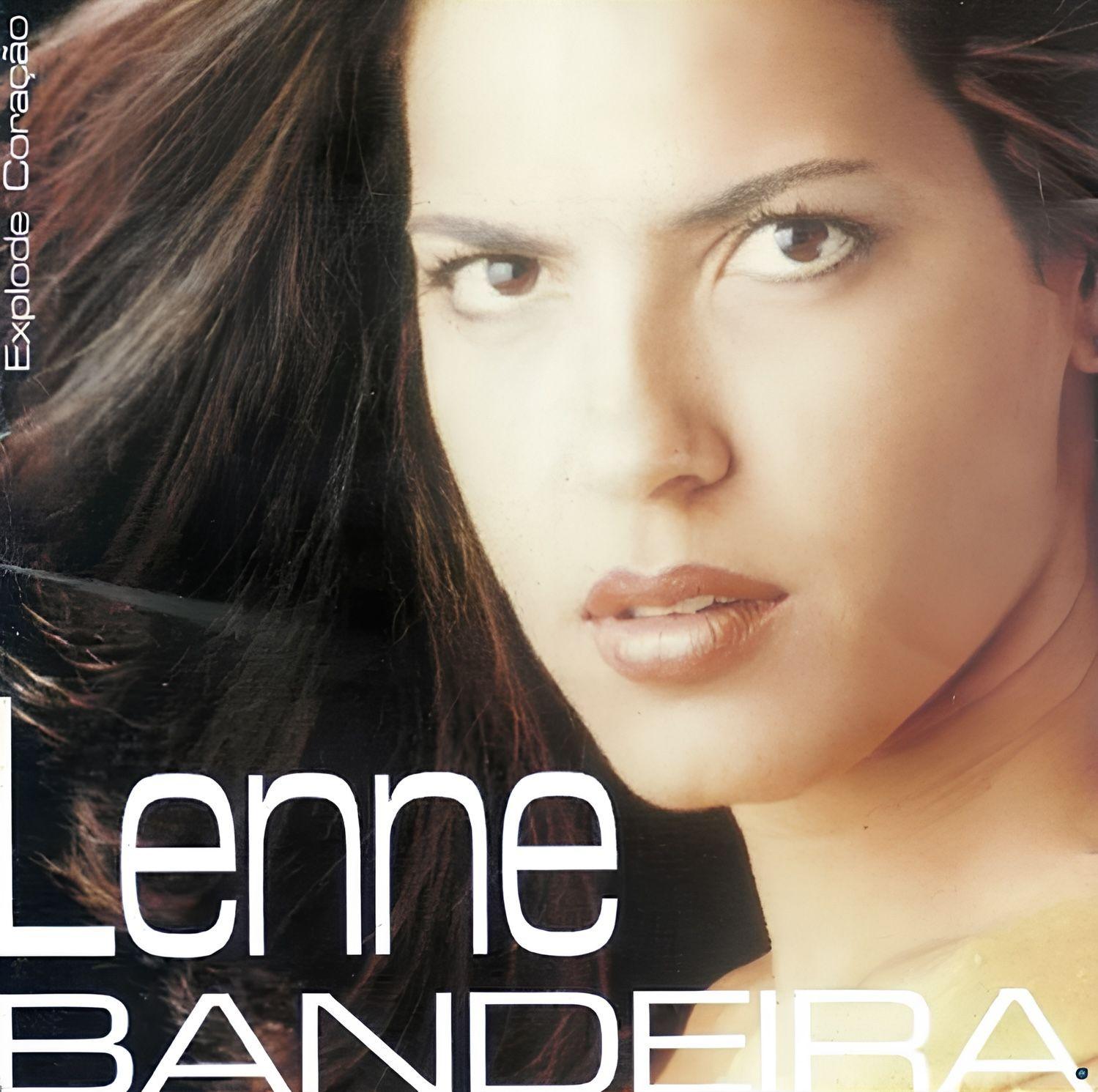 Portada de Álbum "Explode Coração", de Lenne Bandeira