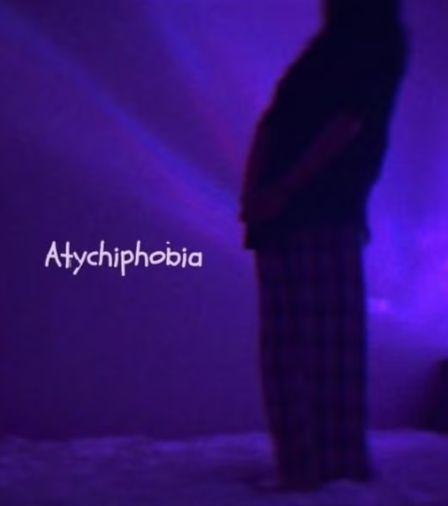 Portada de Sencillo/EP "Atychiphobia", de Audrey Zayne