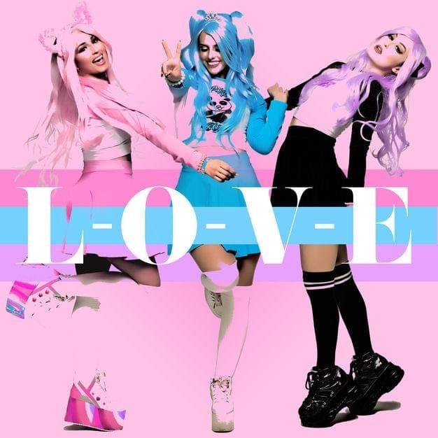 Capa do álbum "L-O-V-E", de Dolly Style