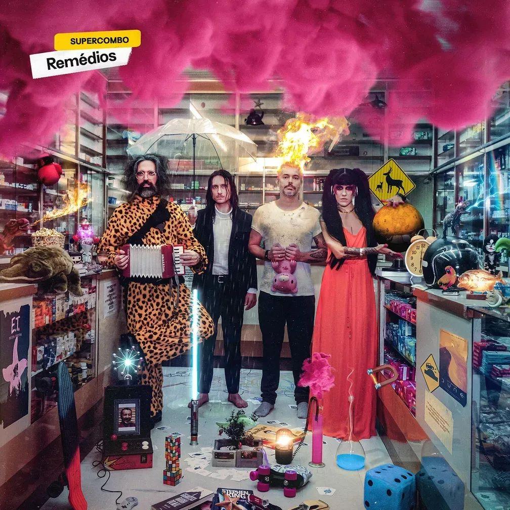 Portada de Álbum "Remédios", de Supercombo
