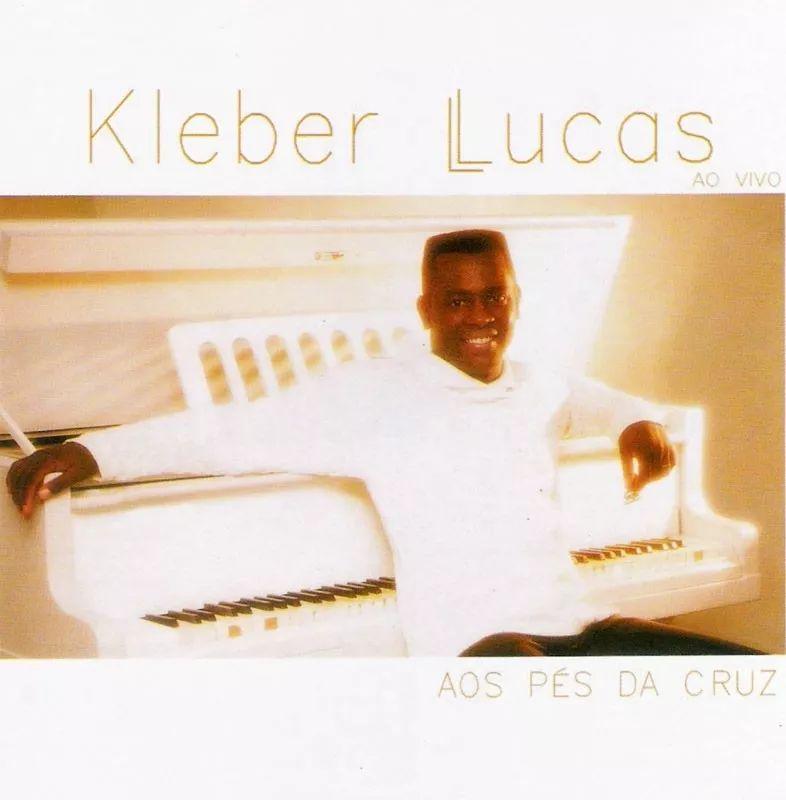 Album cover of "Aos Pés Da Cruz (Ao Vivo)" by Kleber Lucas