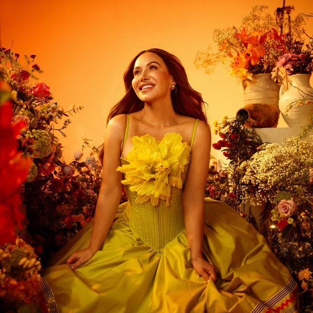 Portada de Álbum "Flores En Mi Alma", de Chiquis Rivera