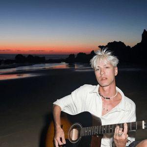 Album cover of "VII" by Seven Kayne