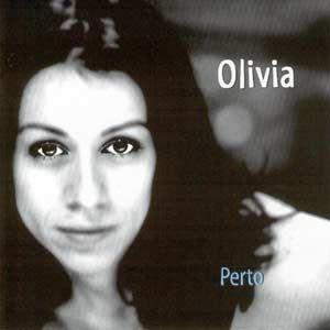 Portada de Álbum "Perto", de Olivia Gênesi