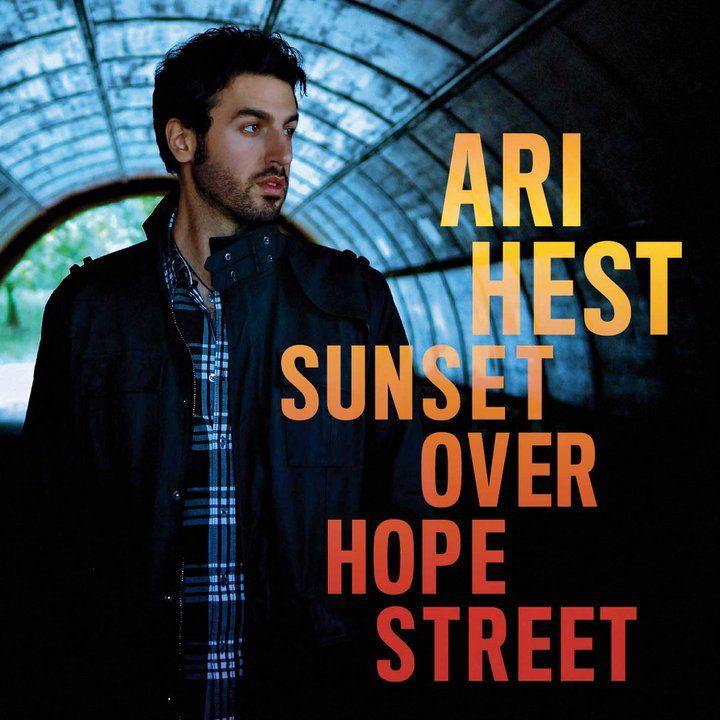 Capa do Álbum "Sunset Over Hope Street", de Ari Hest