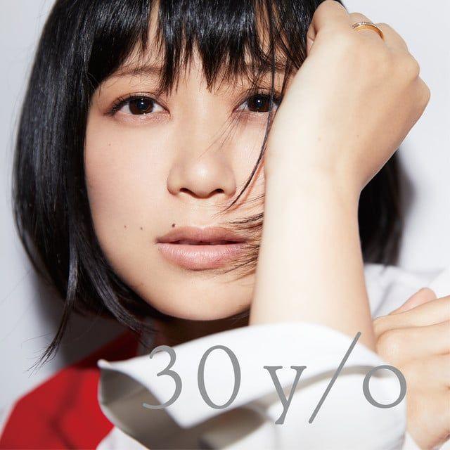 Capa do álbum "30 y/o", de Ayaka