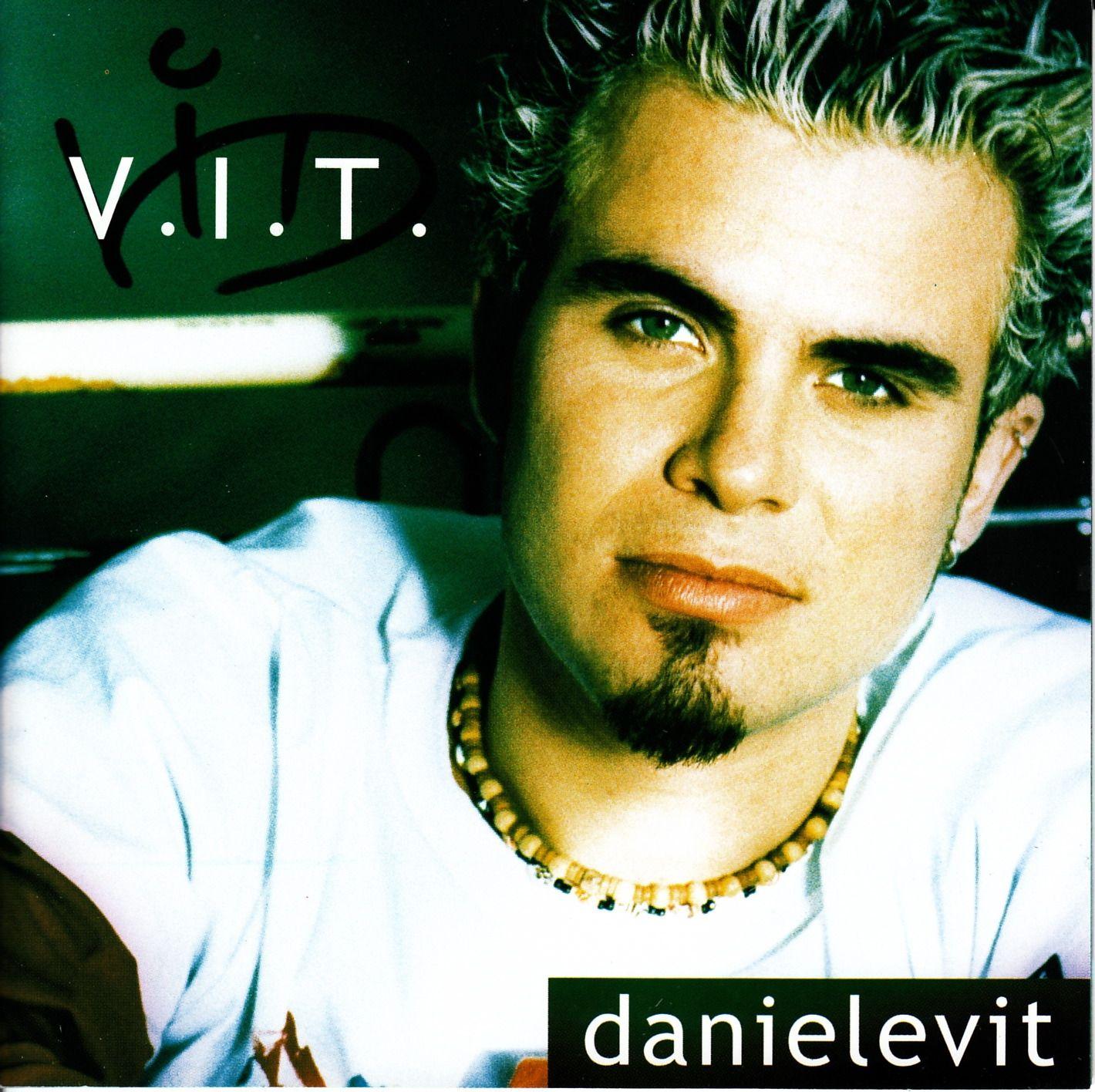 Capa do Álbum "V.I.T", de Daniele Vit
