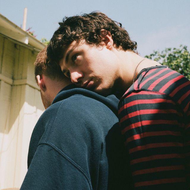 Single/EP cover of "love" by Harry Strange