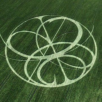 Album cover of "Armageddon" by aespa