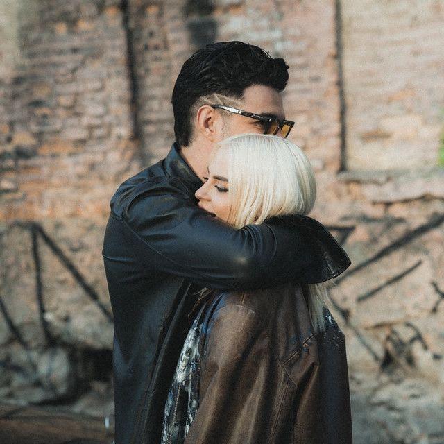 Album cover of "fugitivos :) (part. Jão)" by Luísa Sonza