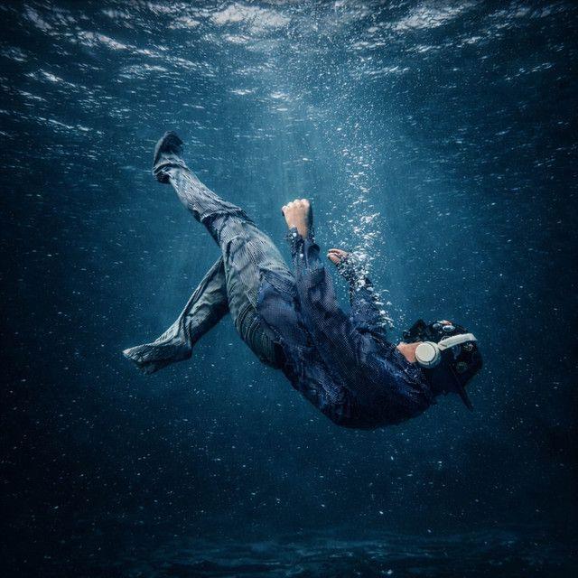 Capa do álbum "RESET", de Juanse Laverde