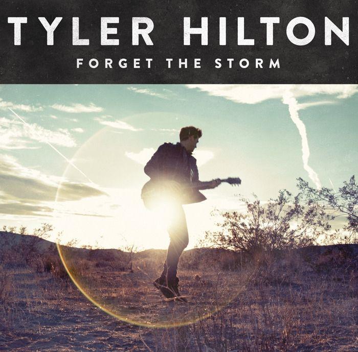 Portada de Álbum "Forget The Storm", de Tyler Hilton