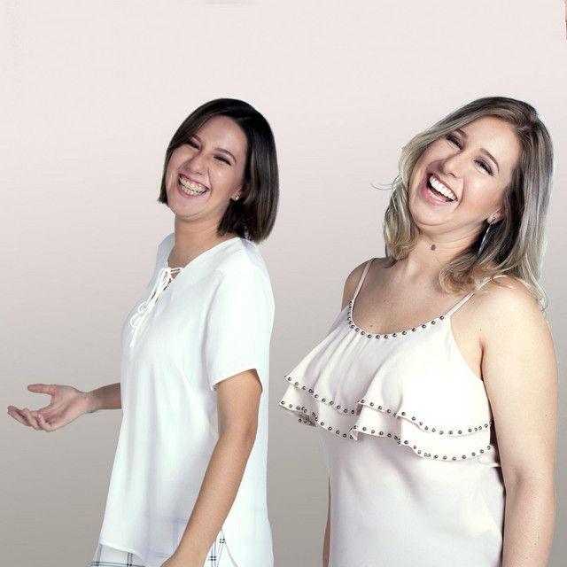 Portada de Sencillo/EP "Em Frente", de Lara e Laís