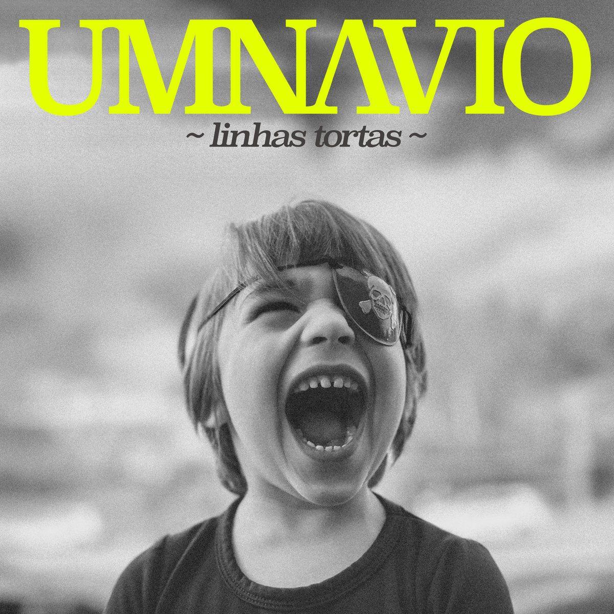 Capa do Álbum "~linhas tortas~", de Umnavio