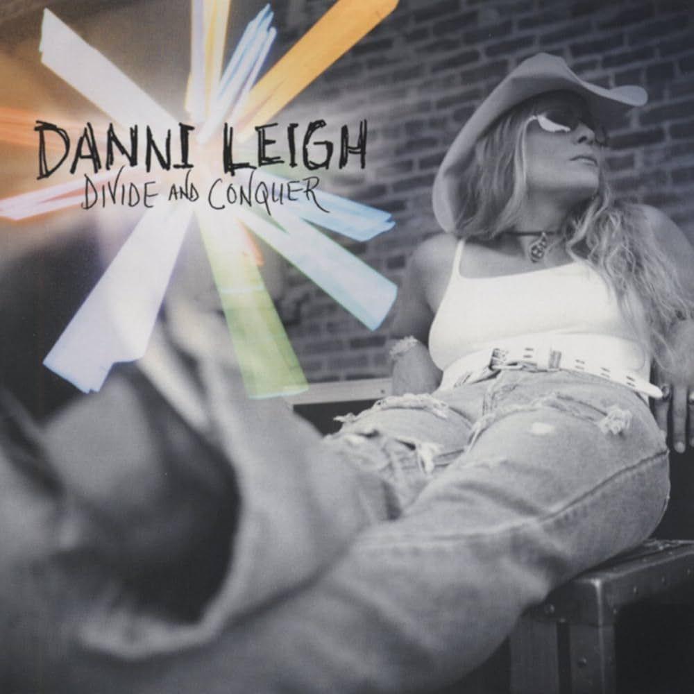 Portada de Álbum "Divide And Conquer", de Danni Leigh