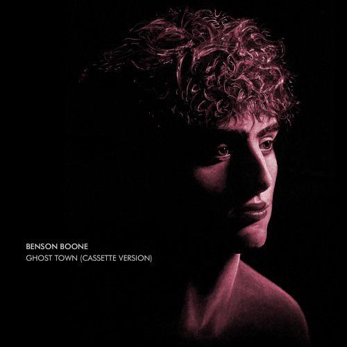 Portada de Sencillo/EP "GHOST TOWN (cassette version)", de Benson Boone