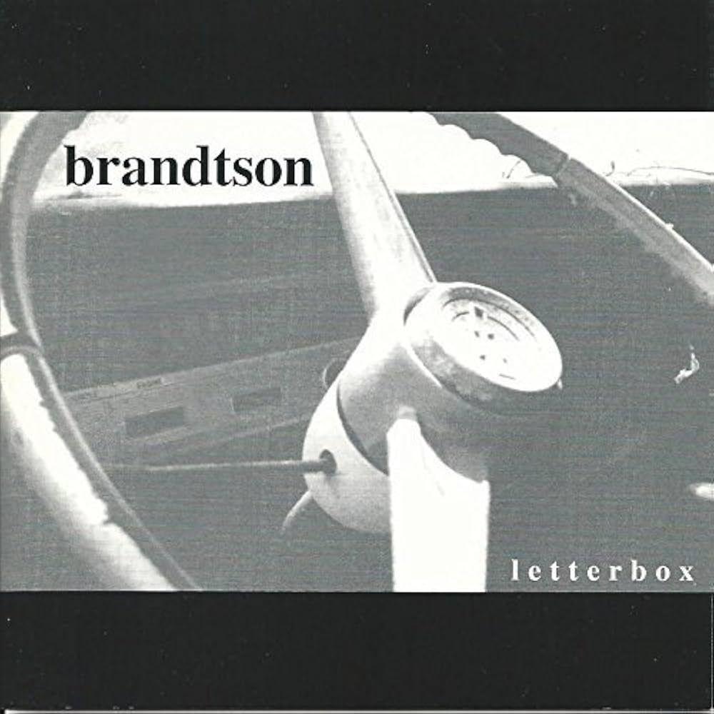 Capa do Álbum "Letterbox", de Brandtson