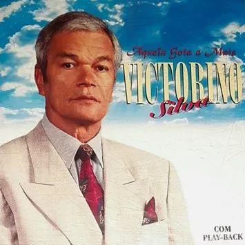 Portada de Álbum "Aquela Gota a Mais", de Victorino Silva