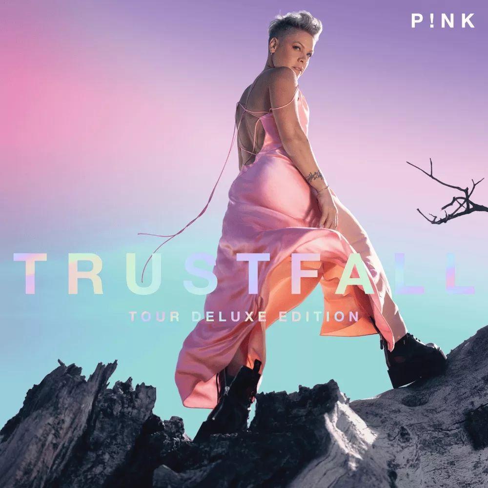 Capa do álbum "Trustfall (Tour Deluxe Edition)", de P!nk