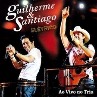Album cover of "Ao Vivo No Trio" by Guilherme & Santiago
