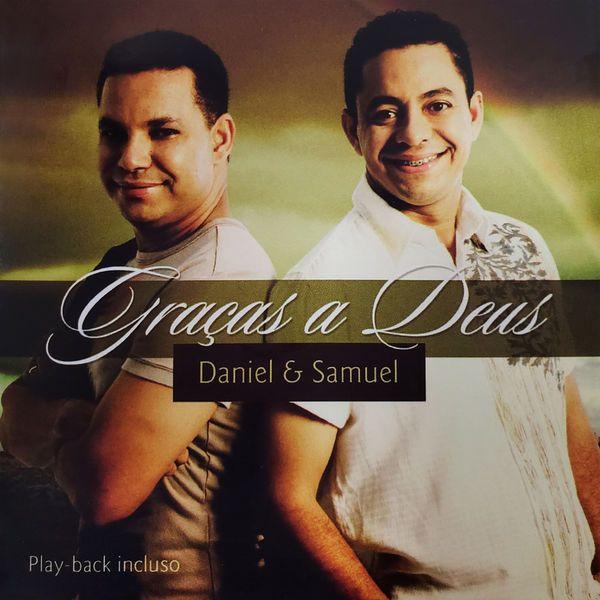 Portada del álbum "Graças a Deus", de Daniel & Samuel