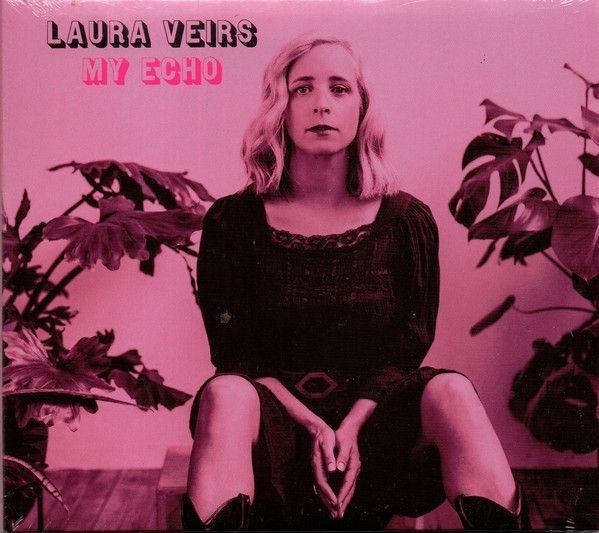 Capa do álbum "My Echo", de Laura Veirs