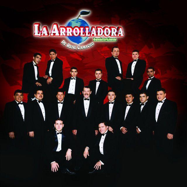 Album cover of "Boleros Arrolladores" by La Arrolladora Banda El Limón De René Camacho