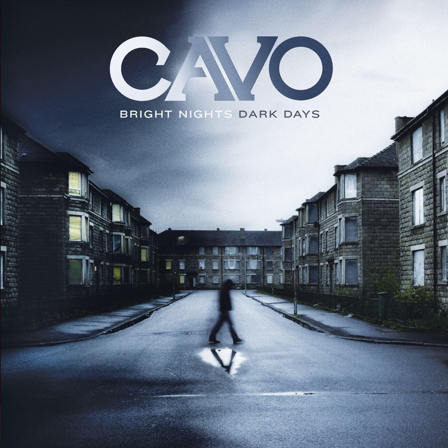 Capa do Álbum "Bright Nights Dark Days", de Cavo