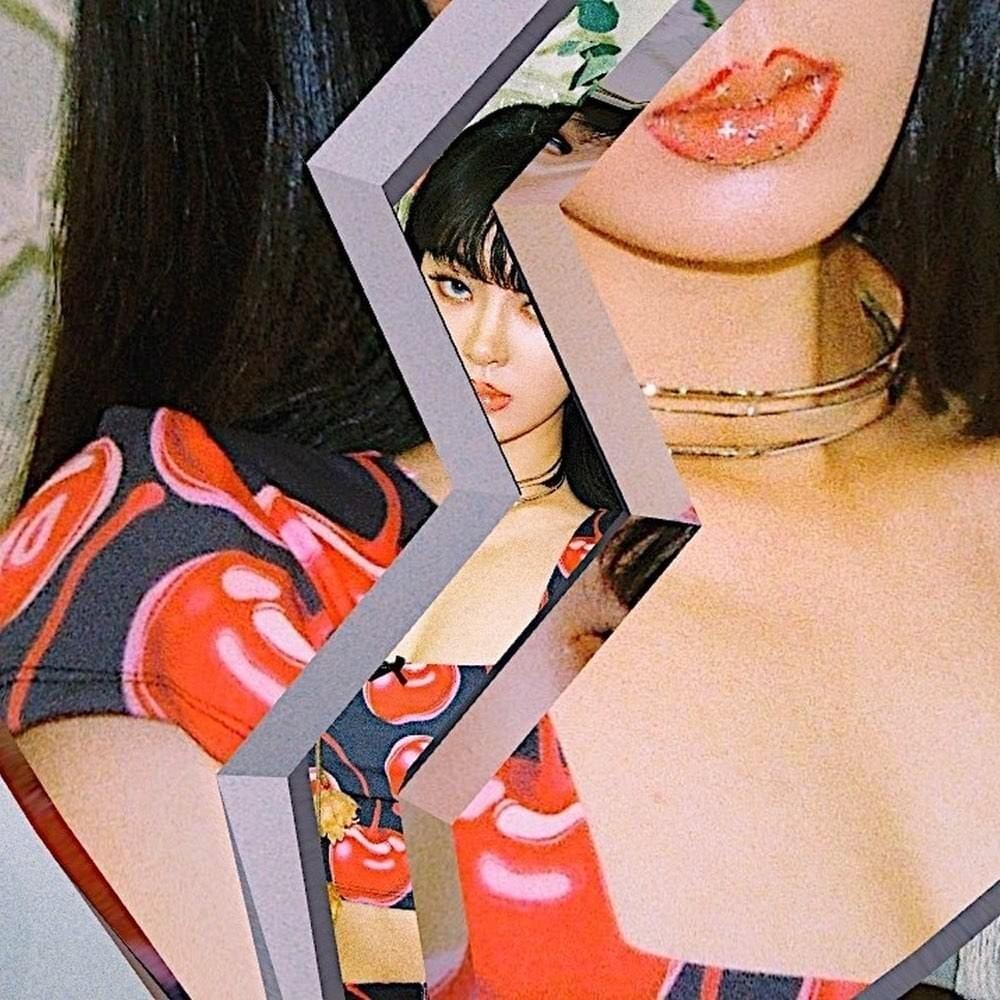 Portada de Sencillo/EP "I'M OKAY", de SAAY