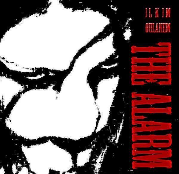 Album cover of "The Alarm" by Ilkim Oulanem