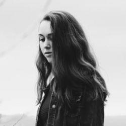 Portada de Álbum "Shoot Her Down", de Em Beihold