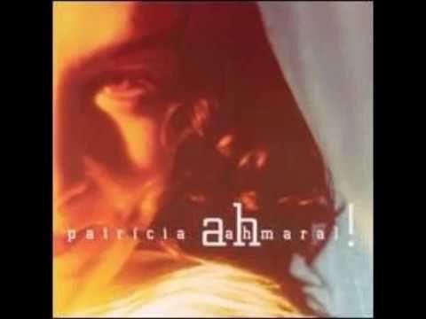 Portada de Álbum "ah!", de Patrícia Ahmaral