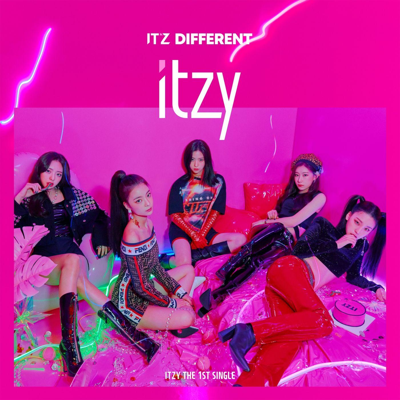 Single/EP cover of "IT'z Different" by ITZY
