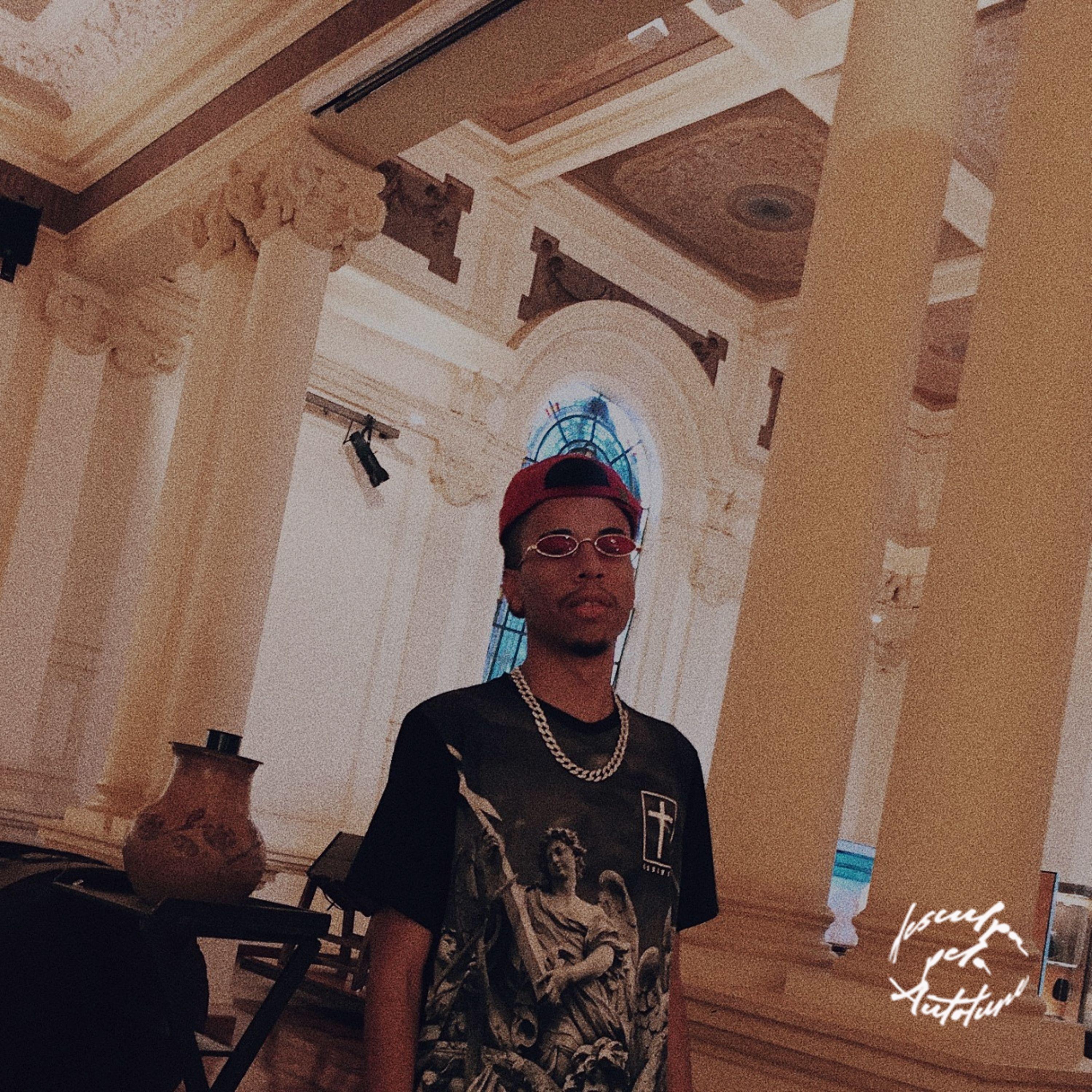 Capa do Álbum "Desculpa Pelo Autotune", de Thon