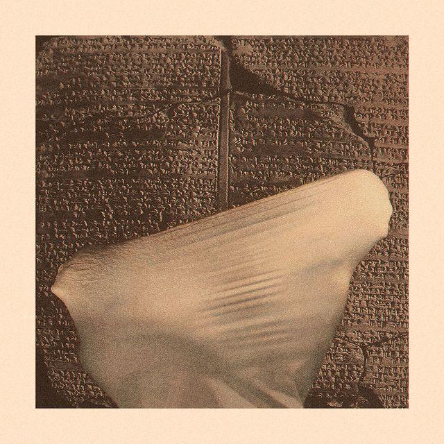 Portada de Álbum "Kara Tiyatro", de Lil Zey