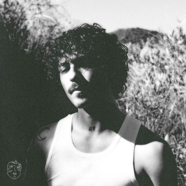 Capa do Single/EP "Still In Love", de Chezile