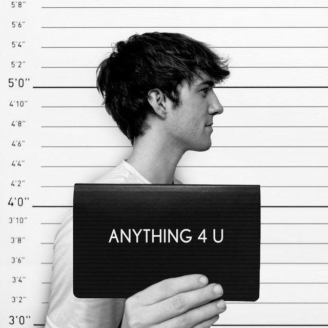 Capa do Single/EP "ANYTHING 4 U", de Naethan Apollo