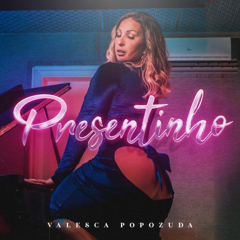 Album cover of "Presentinho" by Valesca Popozuda
