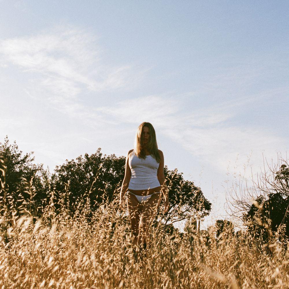 Portada de Sencillo/EP "Daydreaming", de SAYGRACE