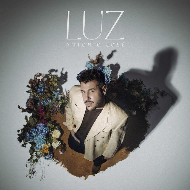 Capa do álbum "Luz", de Antonio José
