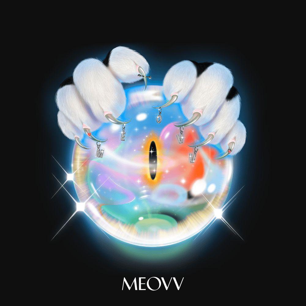 Portada de Sencillo/EP "HANDS UP", de MEOVV