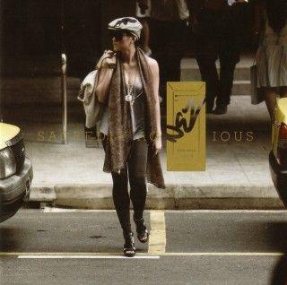 Capa do Álbum "Sacredly Agnezious", de Agnes Monica